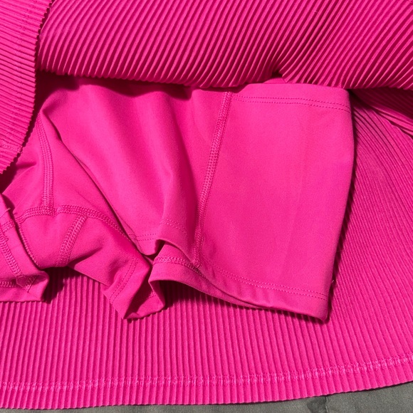 NWT All in Motion Fuchsia Pleated Skort - Picture 3 of 5